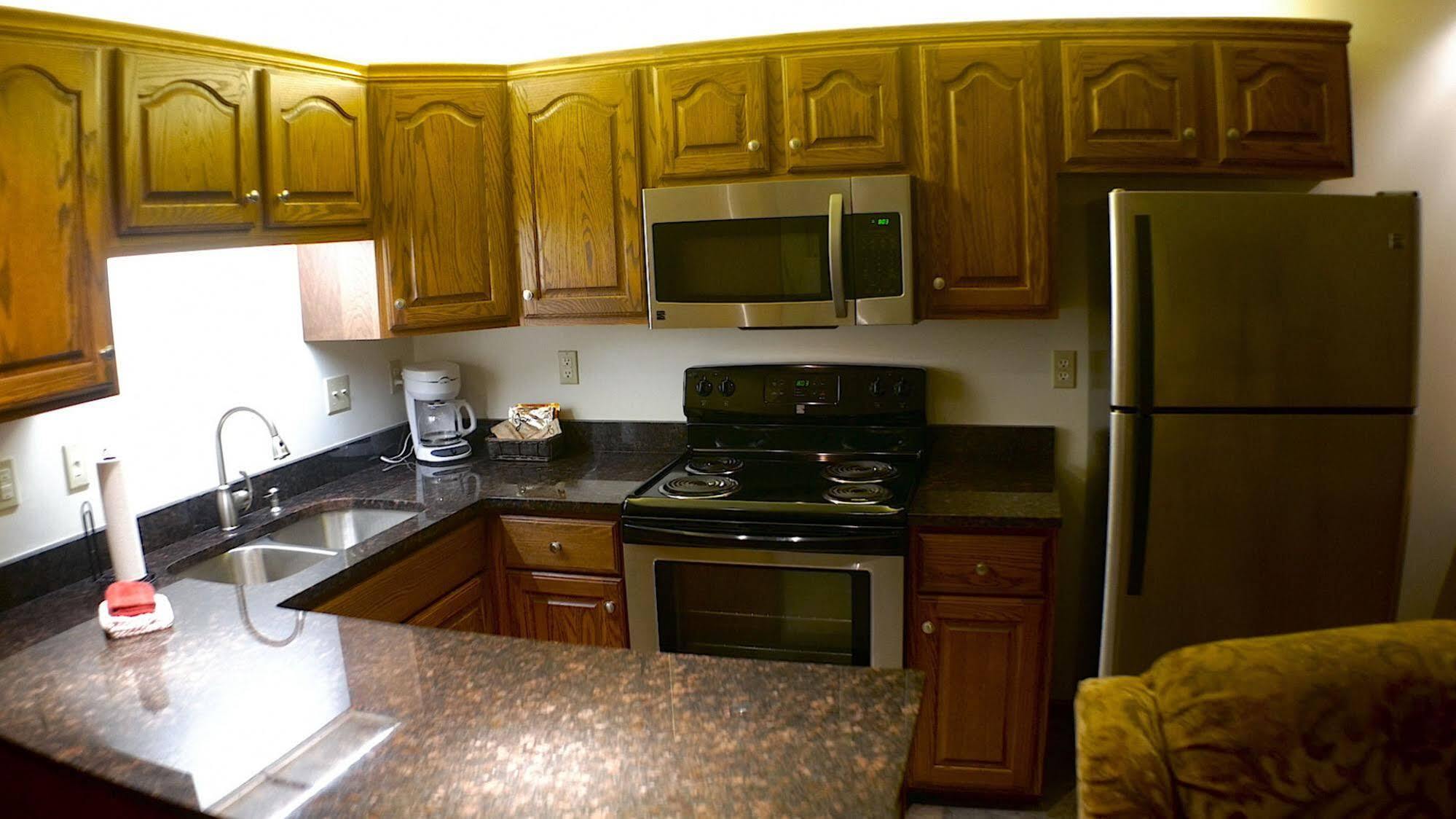 Shepherd Mountain Inn & Suites Pilot Knob Extérieur photo